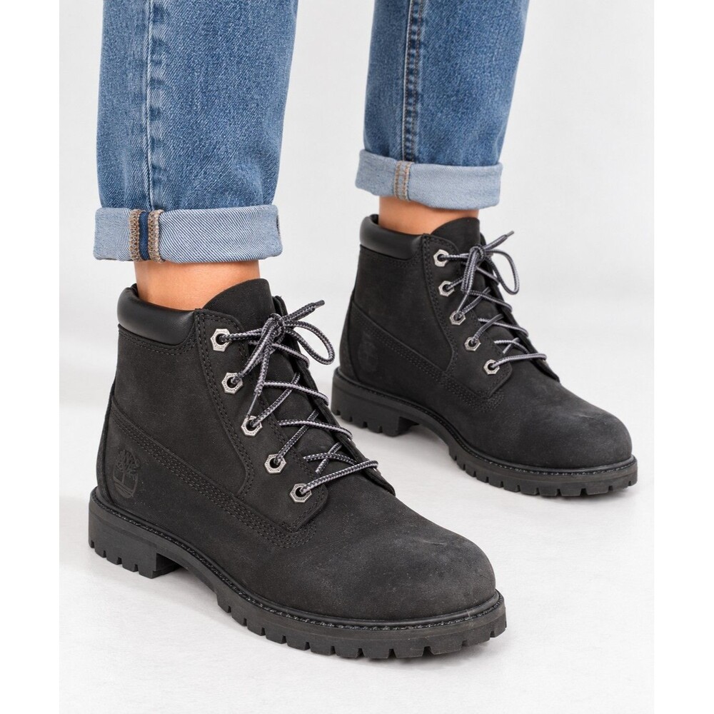 Timberland Women’s Size 8 Black Nubuck Leather Ankle Boots Lug Sole Hiking